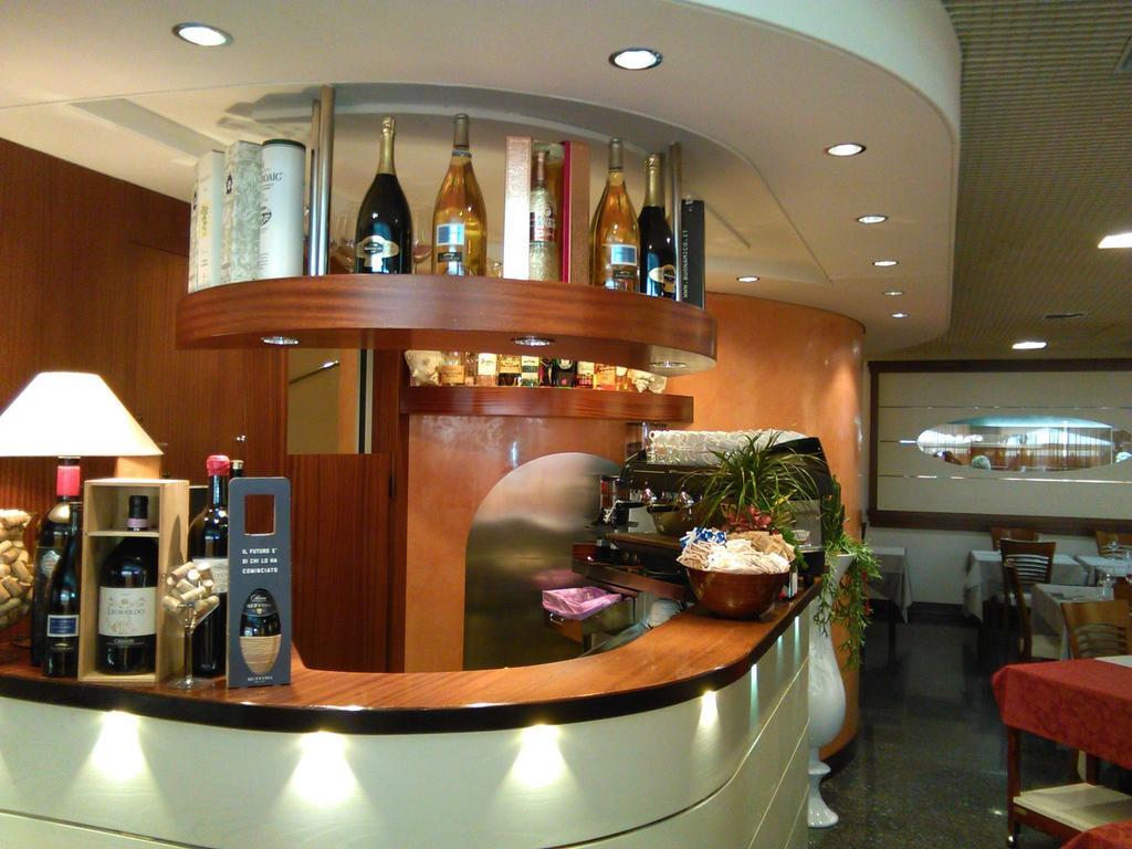 Hotel Mirage Viareggio Esterno foto