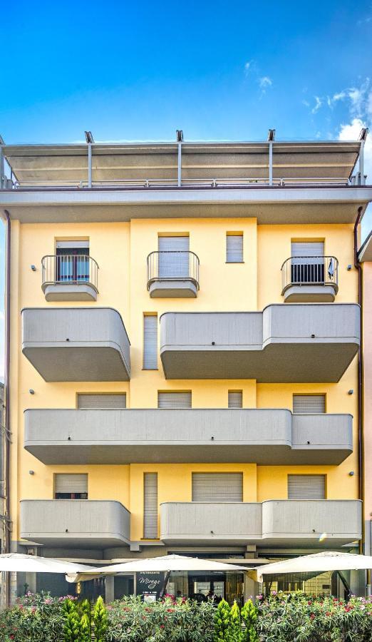Hotel Mirage Viareggio Esterno foto